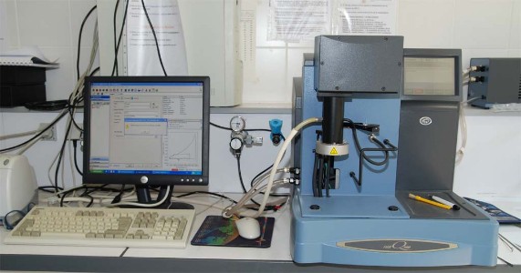 Analyseur thermogravimetrique (ATG) Q500 avec système Haute Résolution (TA Instruments)